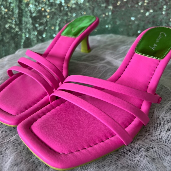 Circus | Shoes | Free People Circus Pink Punch Cecily Sandal  Free People Circus Pink Punch Cecily Sandal 6.5 🌺